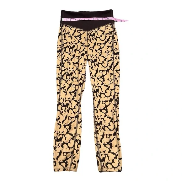 THE NORTH FACE Women's Dune Sky 7/8 Tights Almond butter color size small - Picture 3 of 9